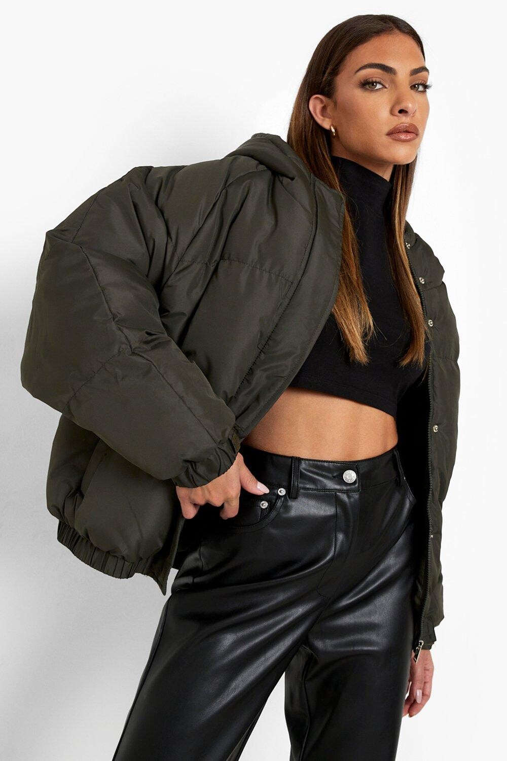 

Пуховик оверсайз реглан boohoo, хаки