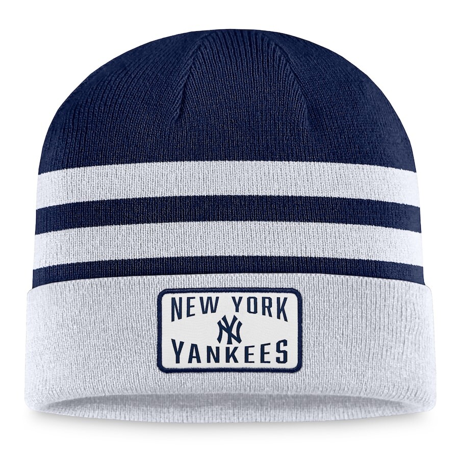 

Шапка Fanatics Branded New York Yankees, серый