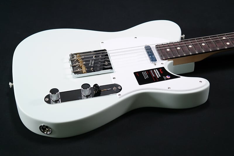 

Электрогитара Fender American Performer Telecaster - Rosewood Fingerboard - Satin Sonic Blue - 060