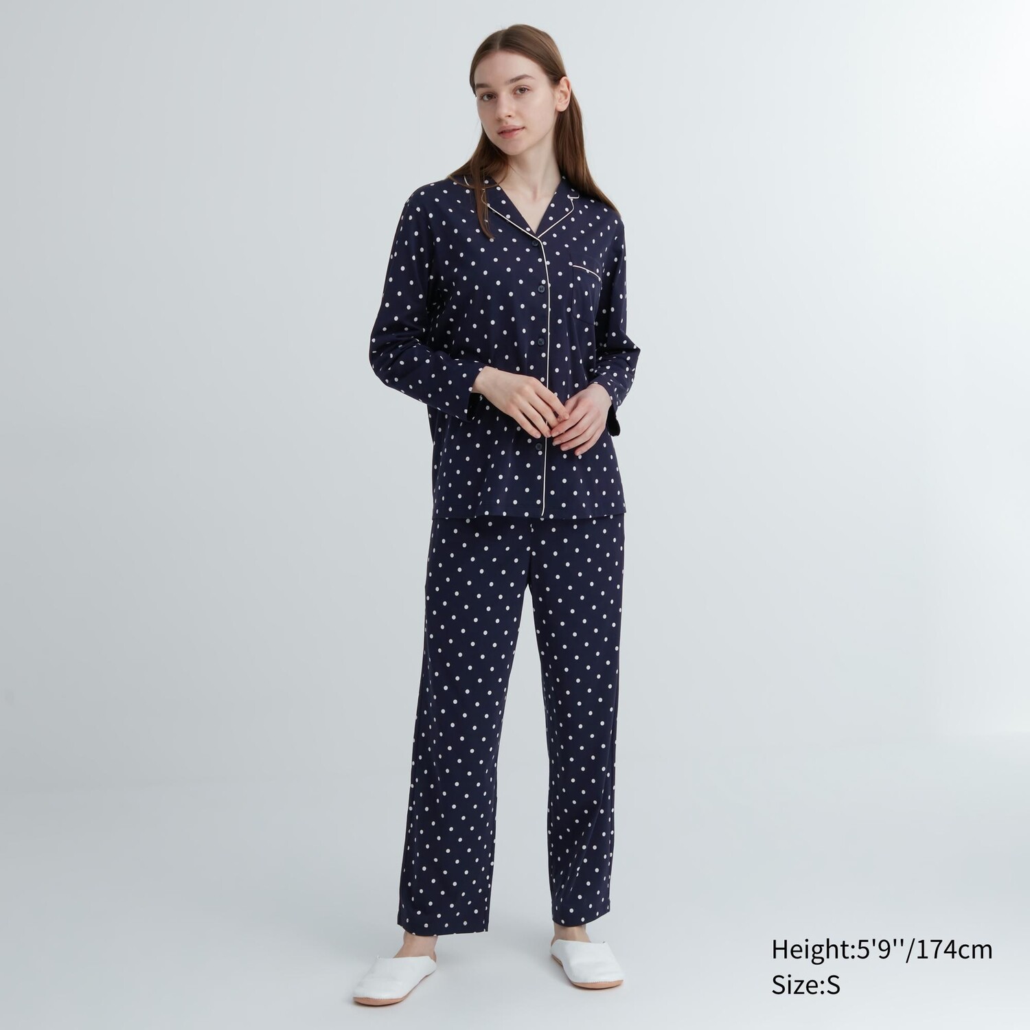 

Хлопковая пижама AIRism с длинными рукавами в горошек Uniqlo, темно-синий