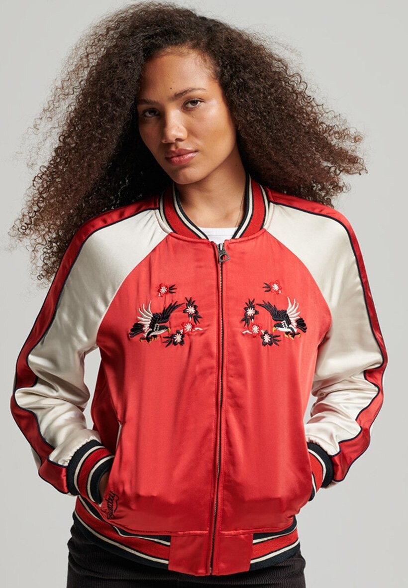 

Куртка-бомбер Superdry