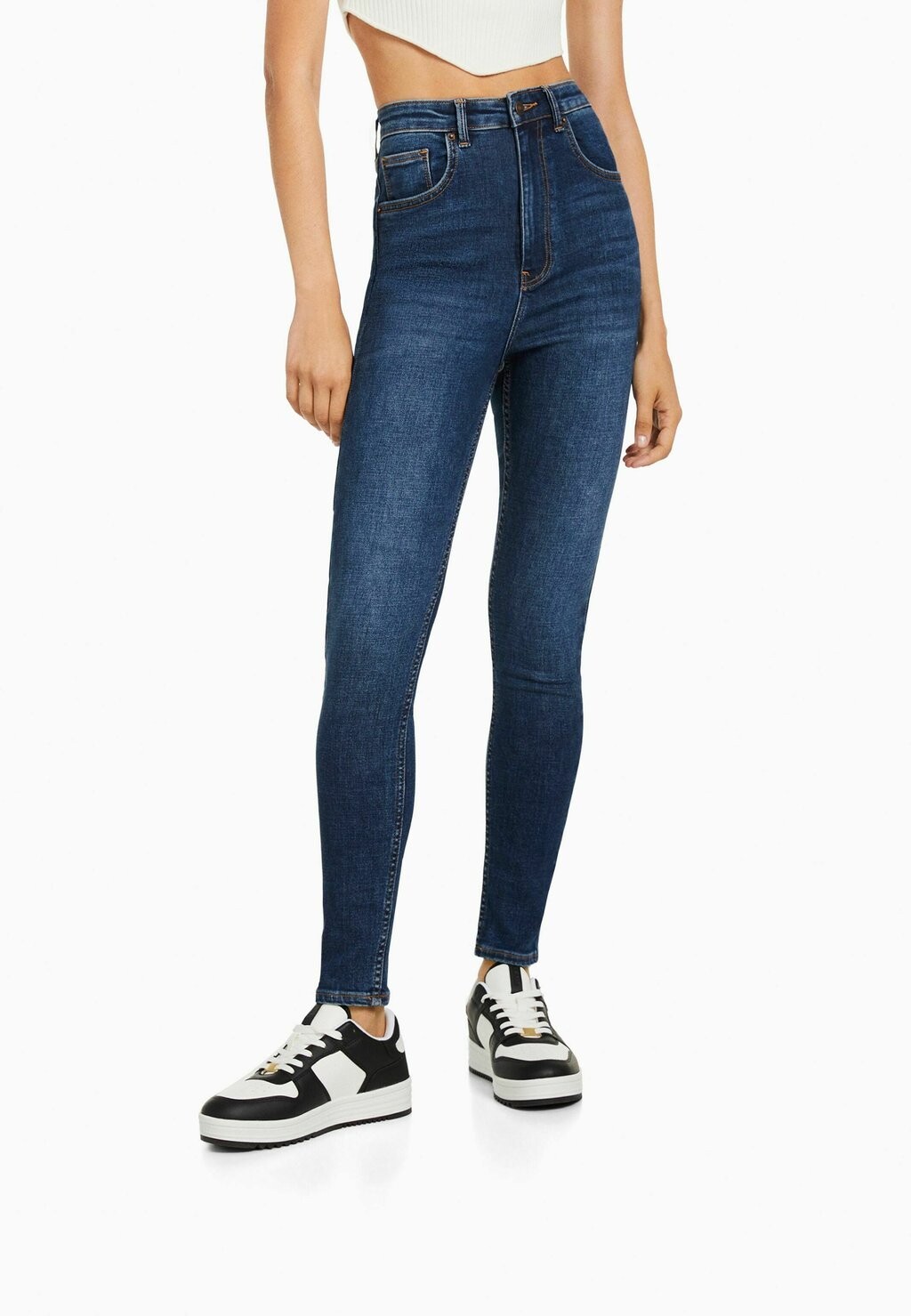 

Джинсы Skinny Fit Bershka, темно-синий