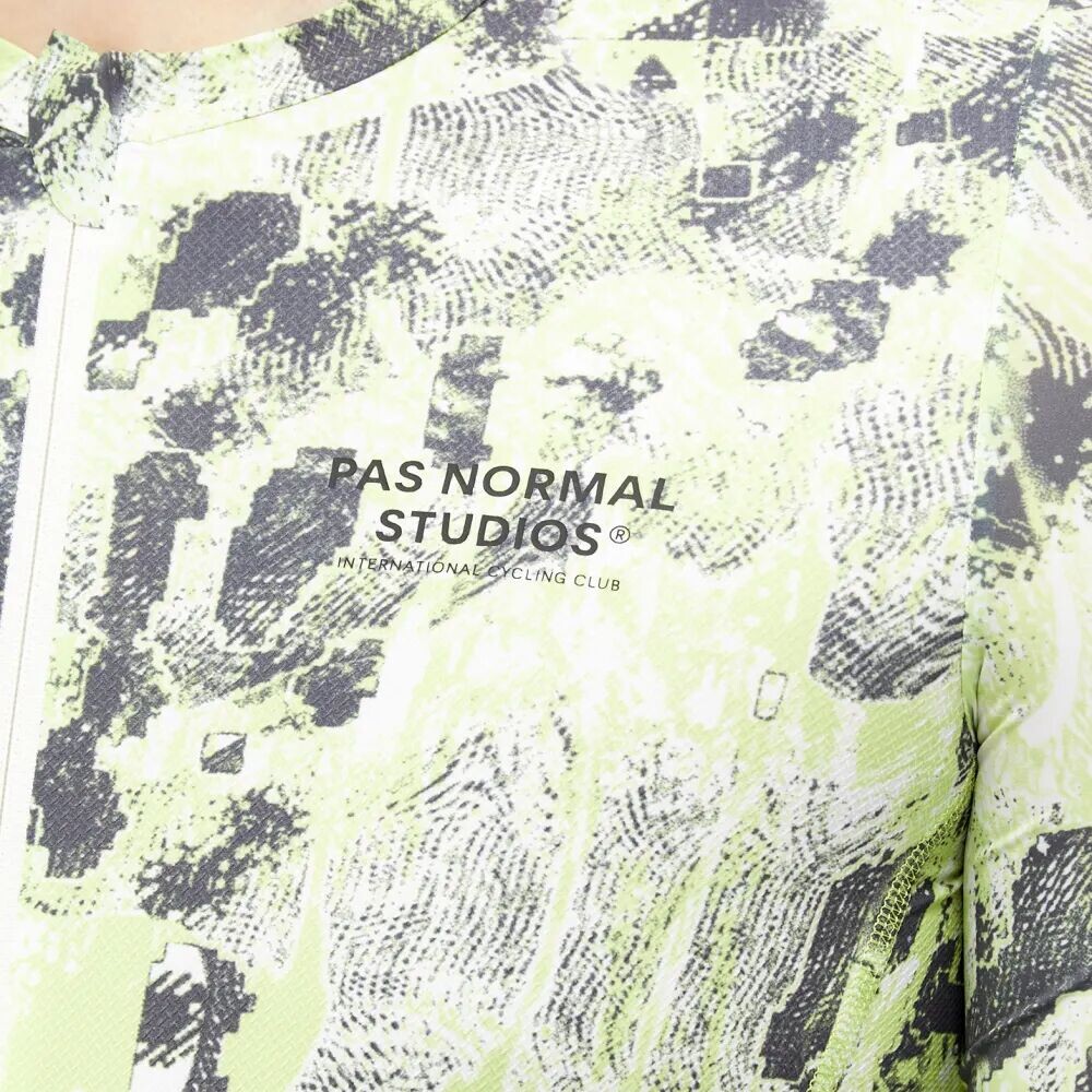 

Pas Normal Studios Джерси Solitude Late Drop, зеленый
