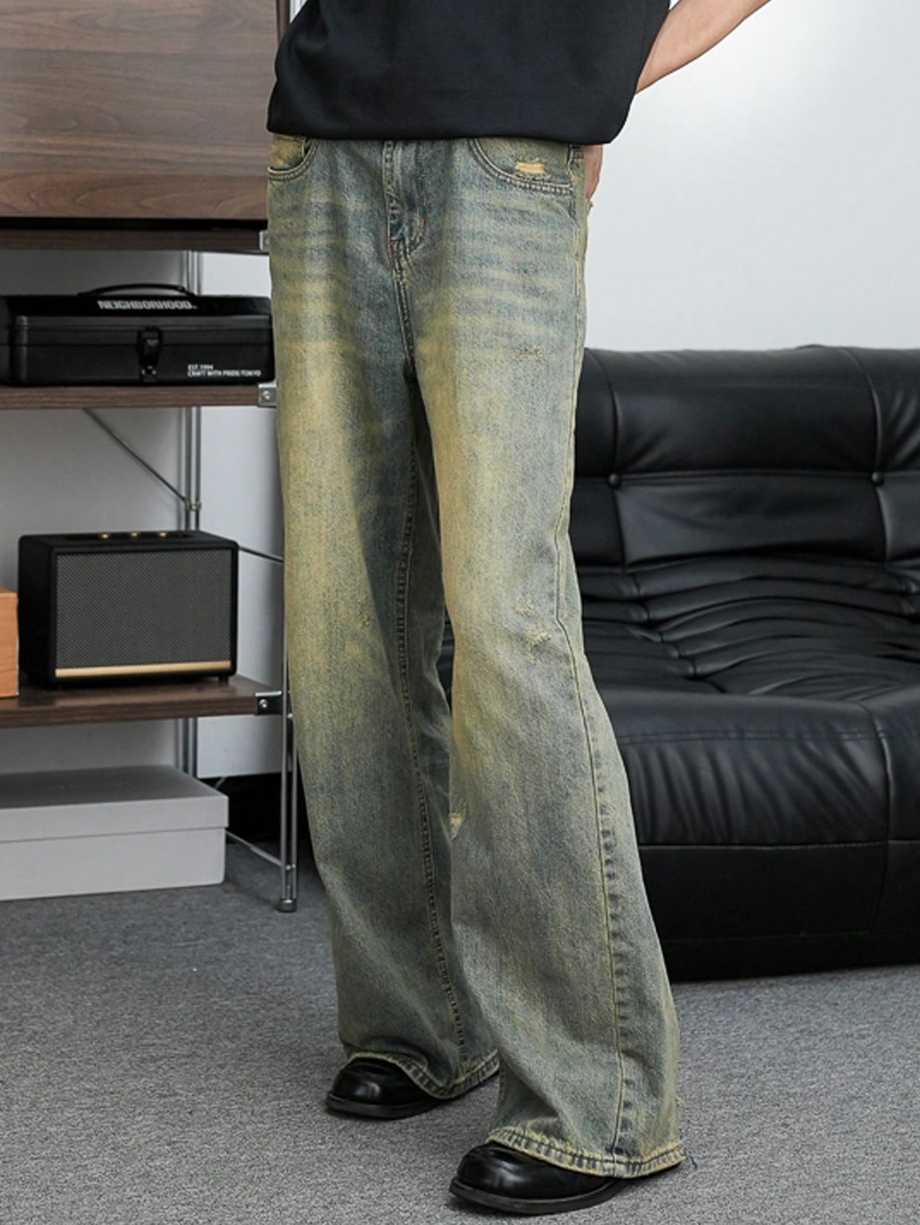 Мужские расклешенные джинсы Manfinity, средняя стирка цена и фото