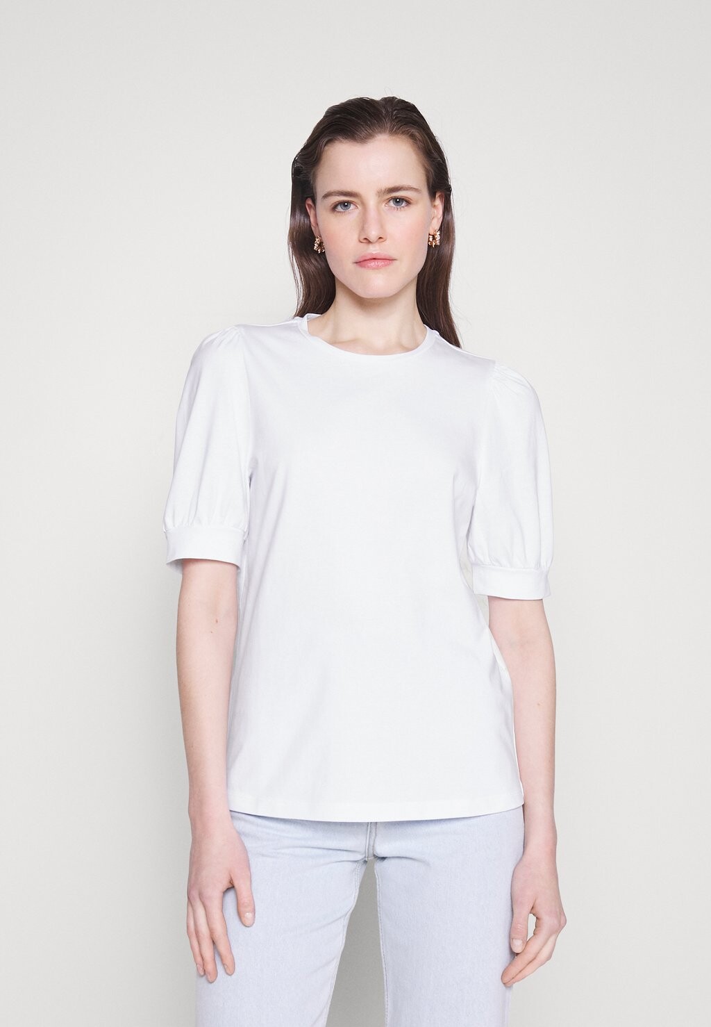 

Базовая футболка Vero Moda, белый