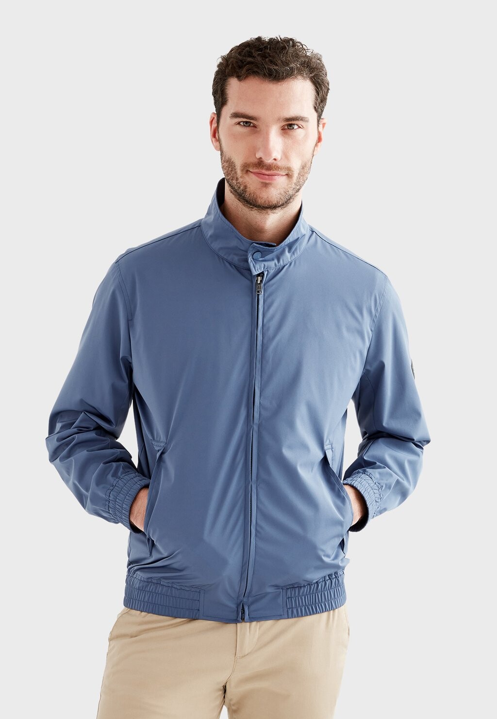 

Бомбер Aigle
