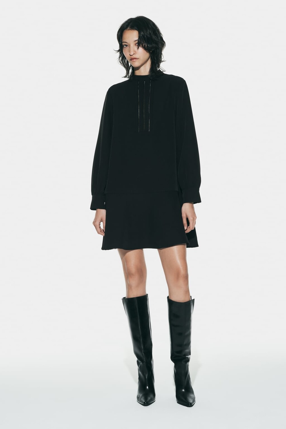 

Платье с защипами и кружевной отделкой ZARA, черный
