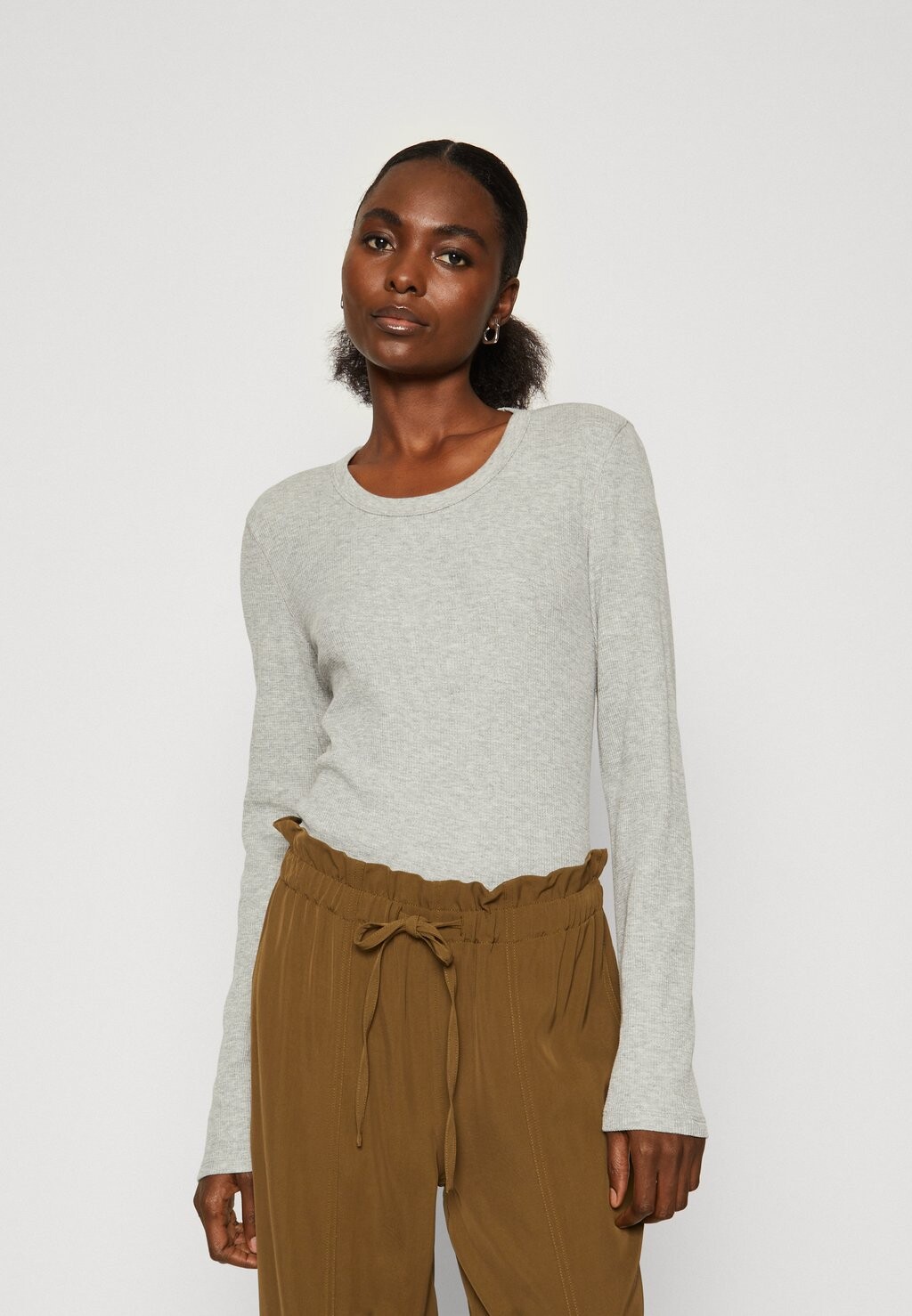 

Футболка с длинным рукавом GAP, вересковый серый