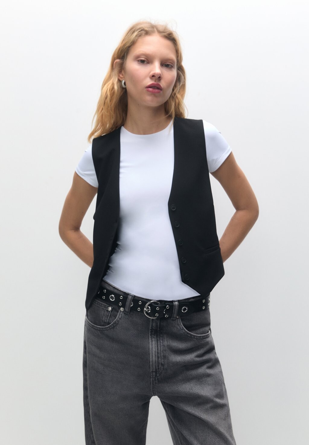 

Жилет PULL&BEAR, черный