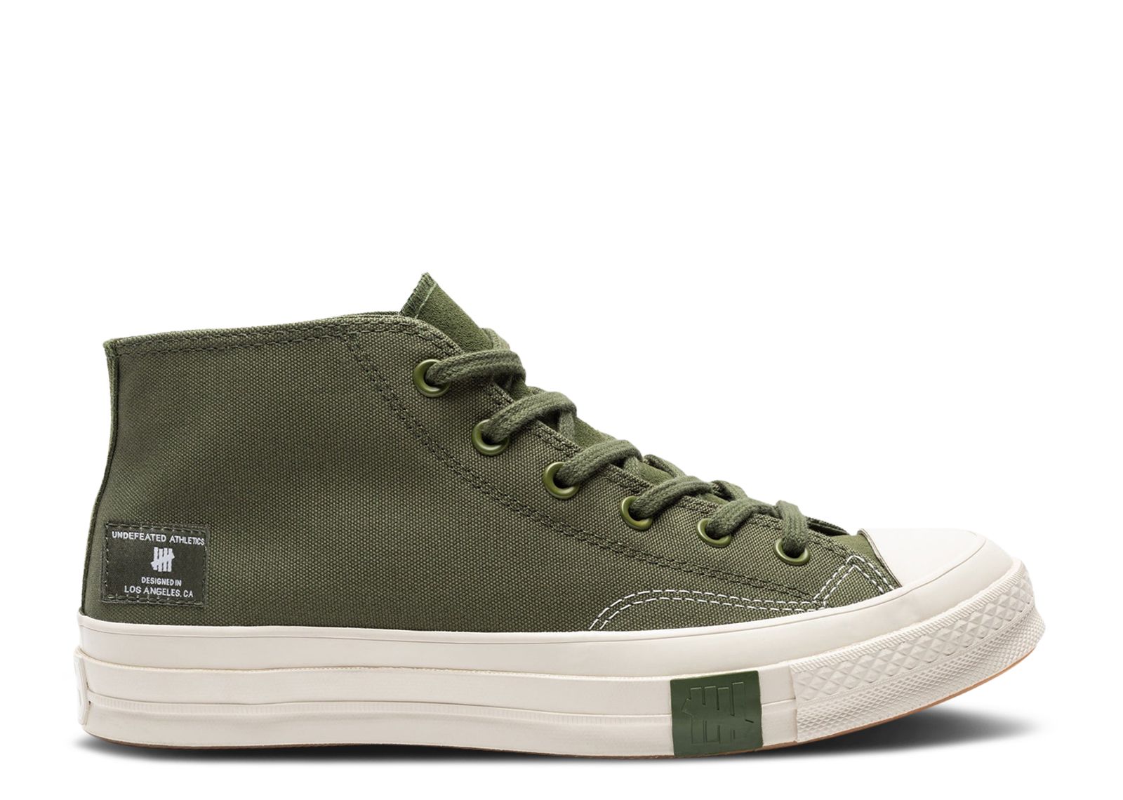 

Кроссовки Converse Undefeated X Chuck 70 Mid 'Chive Parchment', зеленый