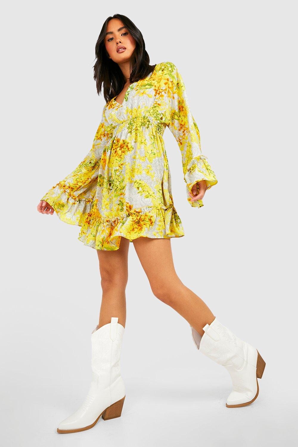 

Платье-скорбинг с цветочным шифоном и оланками Boohoo, желтый