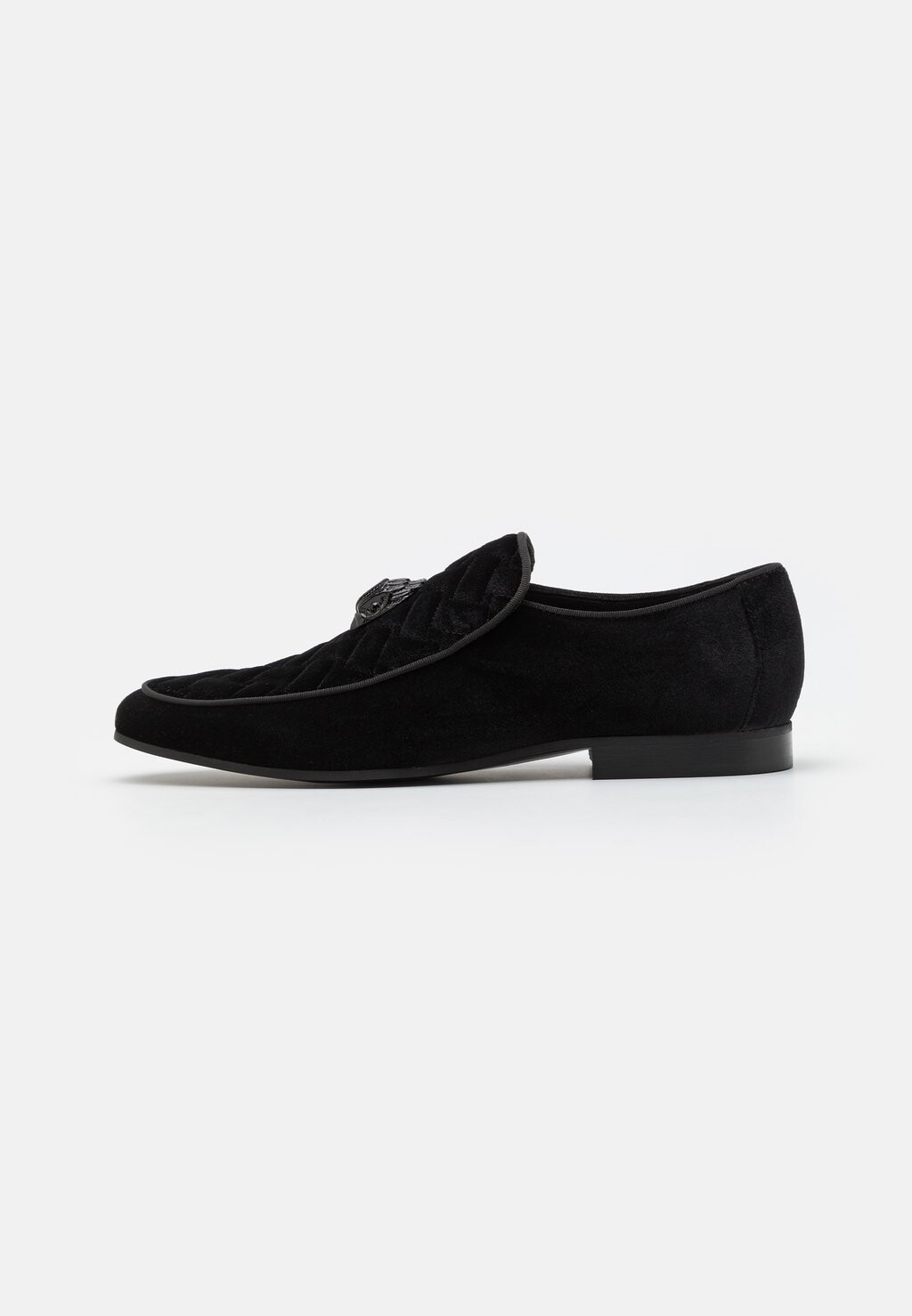 

Слипоны Hugh Eagle Head Kurt Geiger London, черный