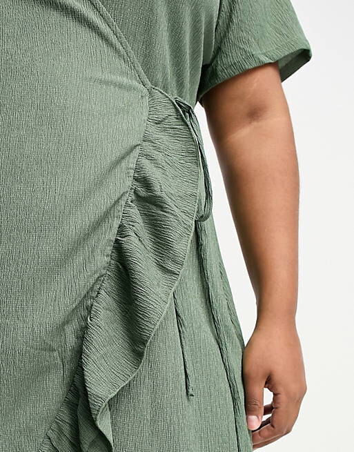 

Платье мини цвета хаки с оборками и запахом спереди Vero Moda Curve