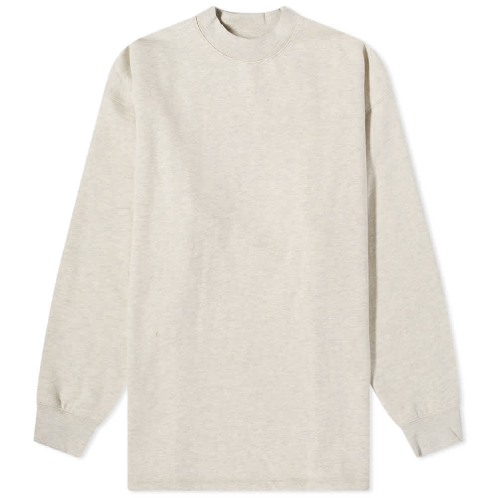 

Футболка FEAR OF GOD ESSENTIALS Relaxed Back Logo Longsleeve Tee, Серый