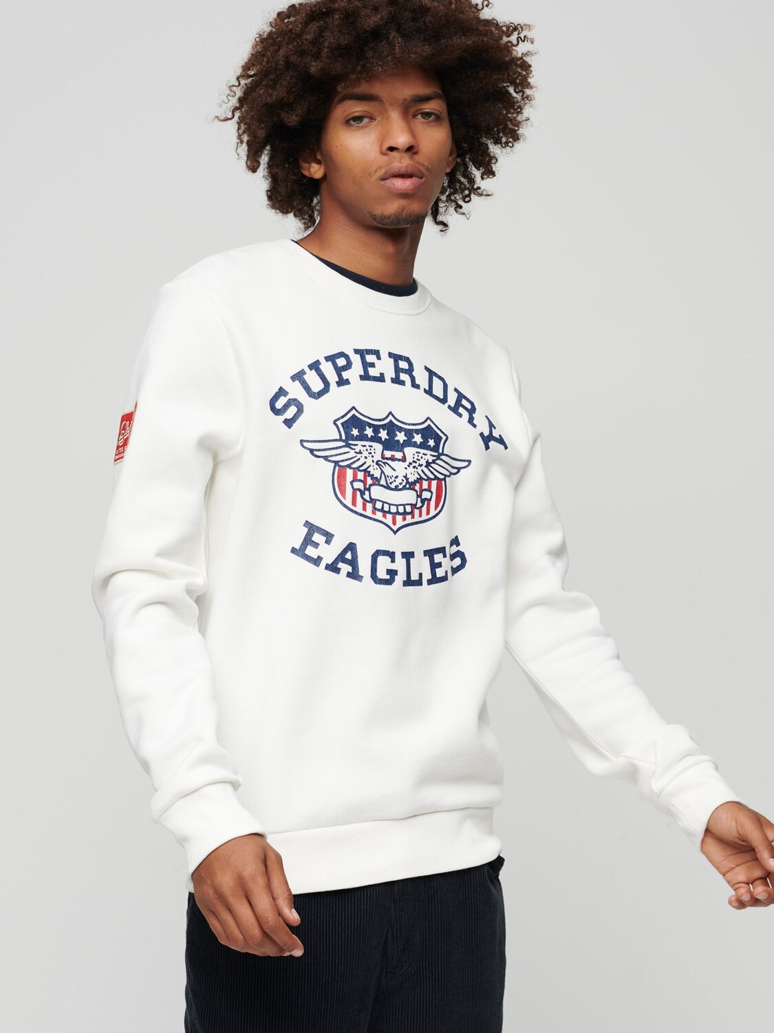 

Толстовка с круглым вырезом со звездами и полосками Superdry, от белого