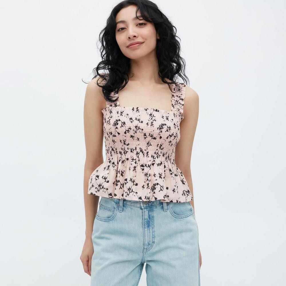 

Рубашка Uniqlo, гуашь