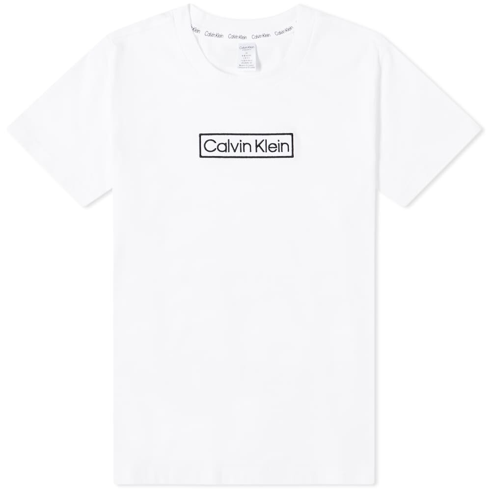 

Футболка Calvin Klein Tee