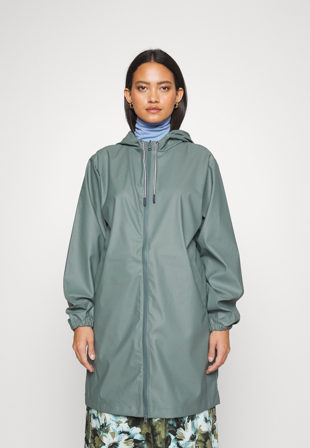 

Парка Petit Bateau, thuya