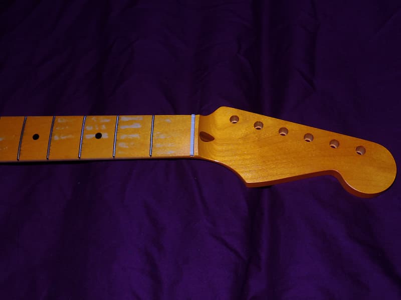 Винтажный Stratocaster Relic Nitro 9.5 C 1950-х Allparts Fender Licensed Maple Neck Stratocaster Neck