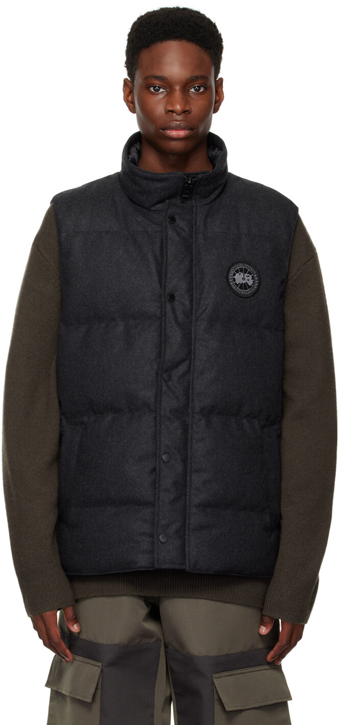 

Серый пуховый жилет Garson Canada Goose
