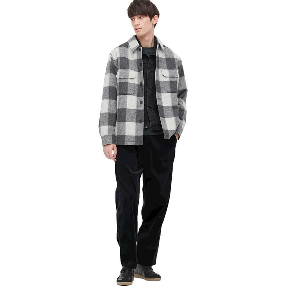 

Брюки Uniqlo Corduroy Relaxed Fit, черный (Размер M)