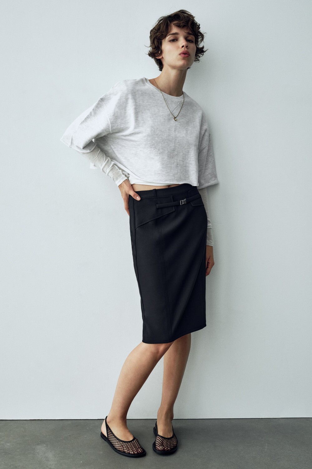 

Юбка миди с поясом Zara, черный