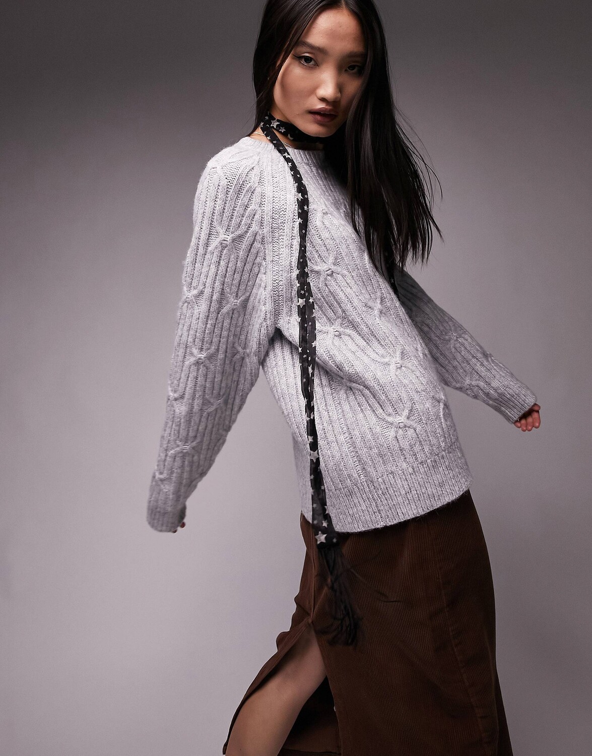 

Серый вязаный джемпер с косами реглан Topshop