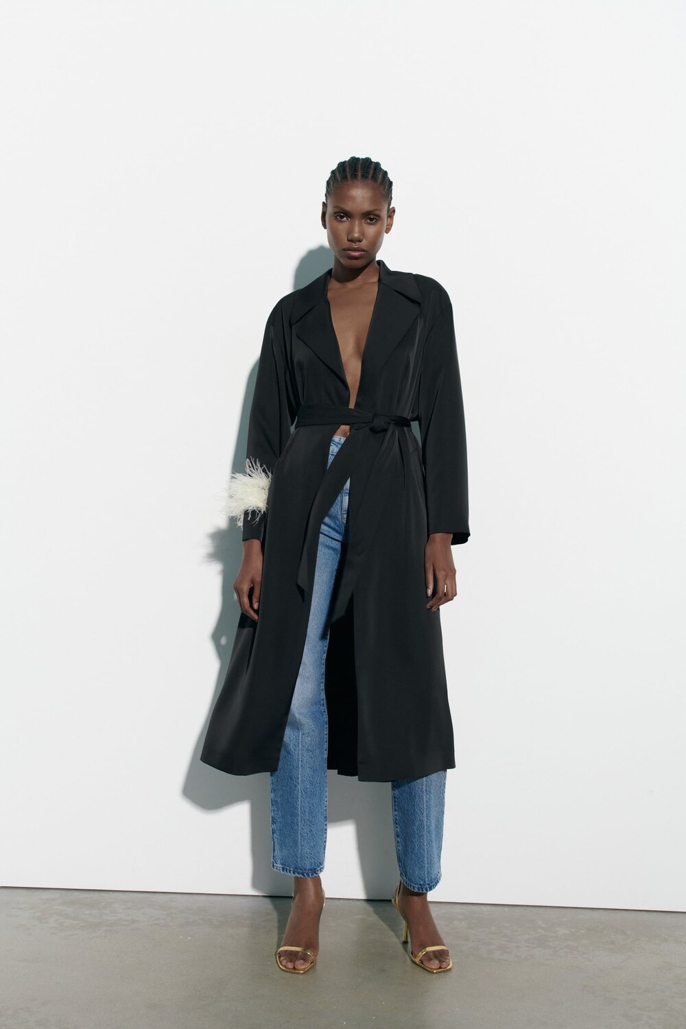 

Длинный атласный тренч ZARA, черный