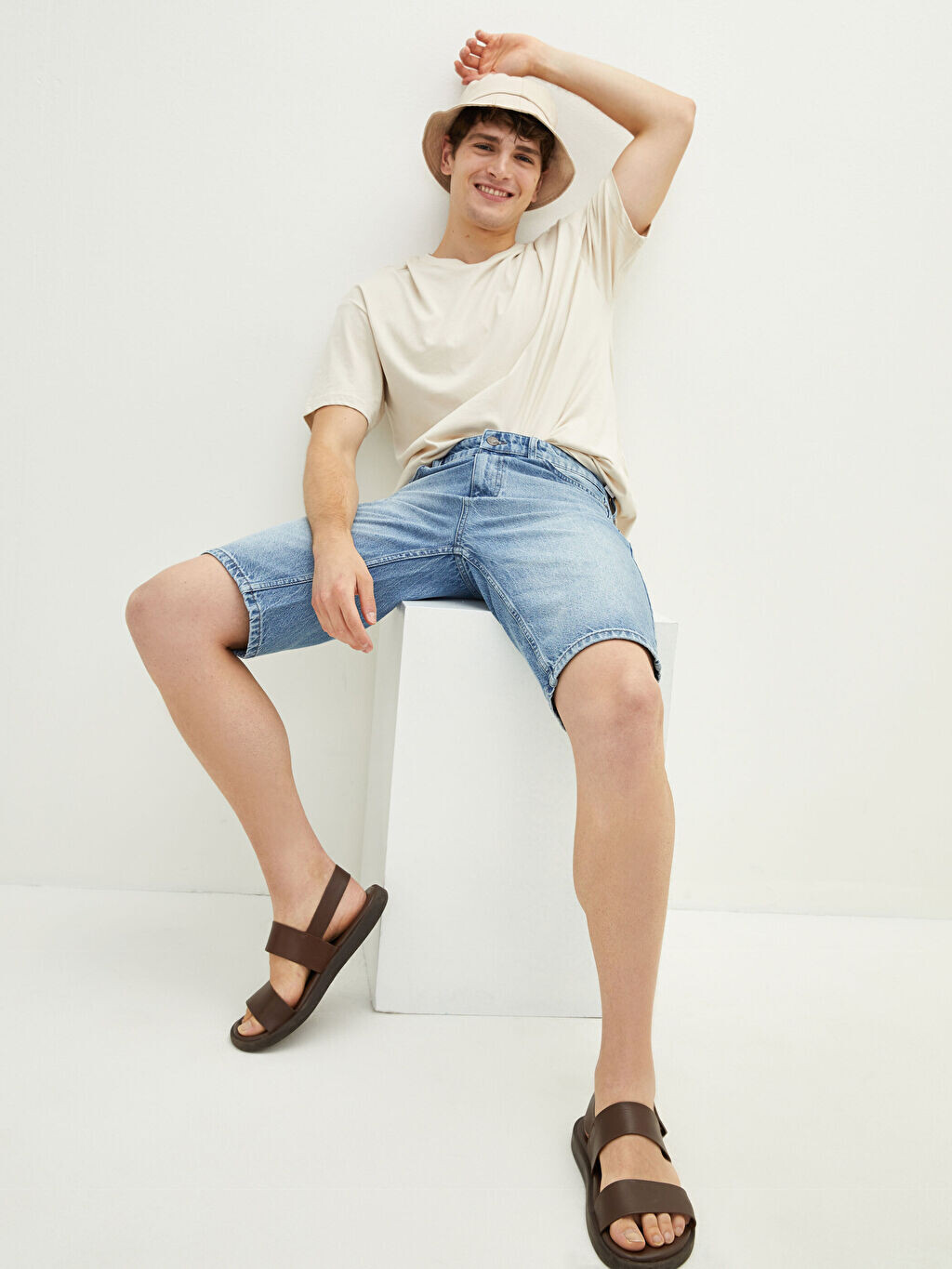 

Мужские джинсовые шорты стандартного кроя LCW Jeans