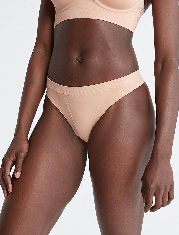 

Скрепленные гибкие стринги Calvin Klein