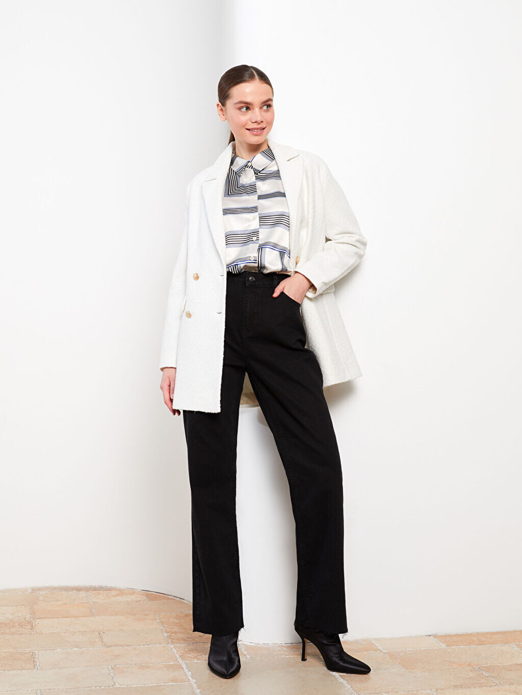 

Женские джинсы прямого кроя LCW Modest