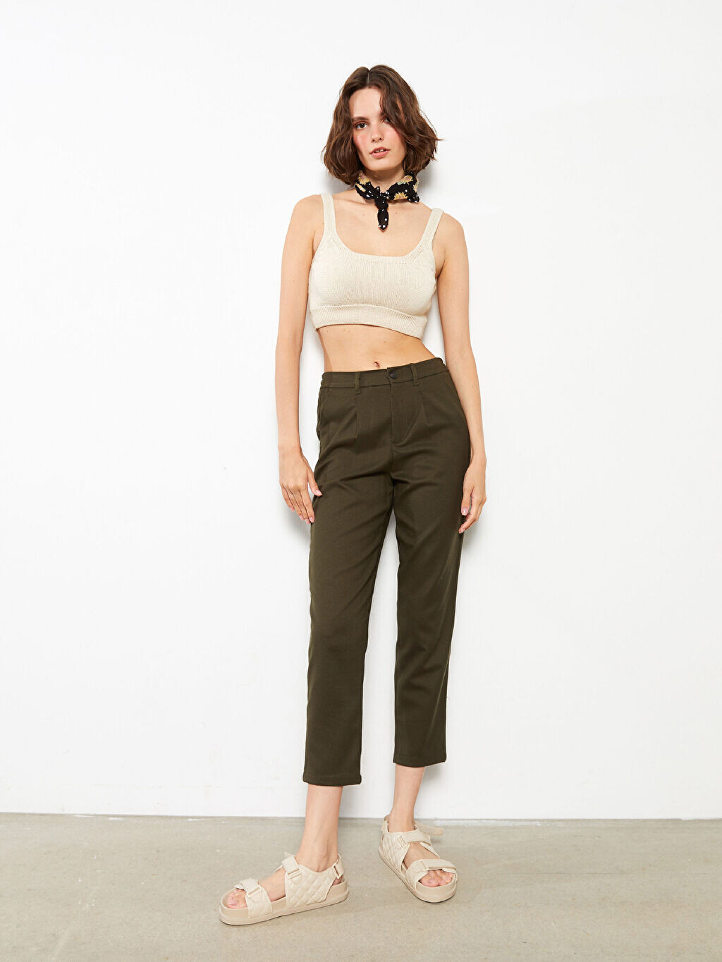

Прямые женские брюки стандартного кроя LCW Casual