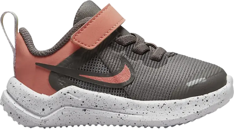 

Кроссовки Nike Downshifter 12 Sidewalk TD 'Cave Stone Crimson Bliss', серый
