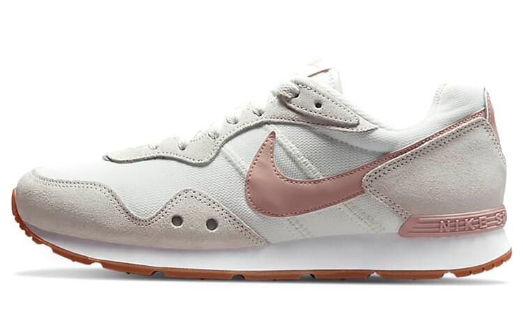 

Широкие низкие кроссовки Nike Wmns Venture Runner Розовый/Белый
