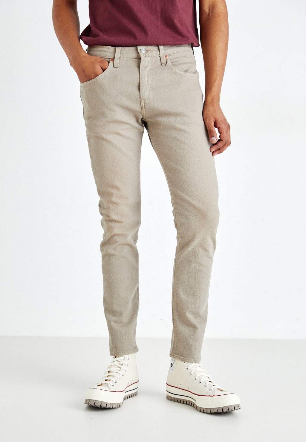 

Джинсы-зауженные 512 SLIM TAPER Levi's, земля