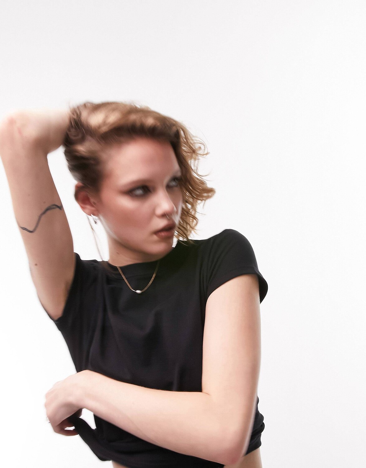 

Черная удлиненная повседневная футболка Topshop, Черный