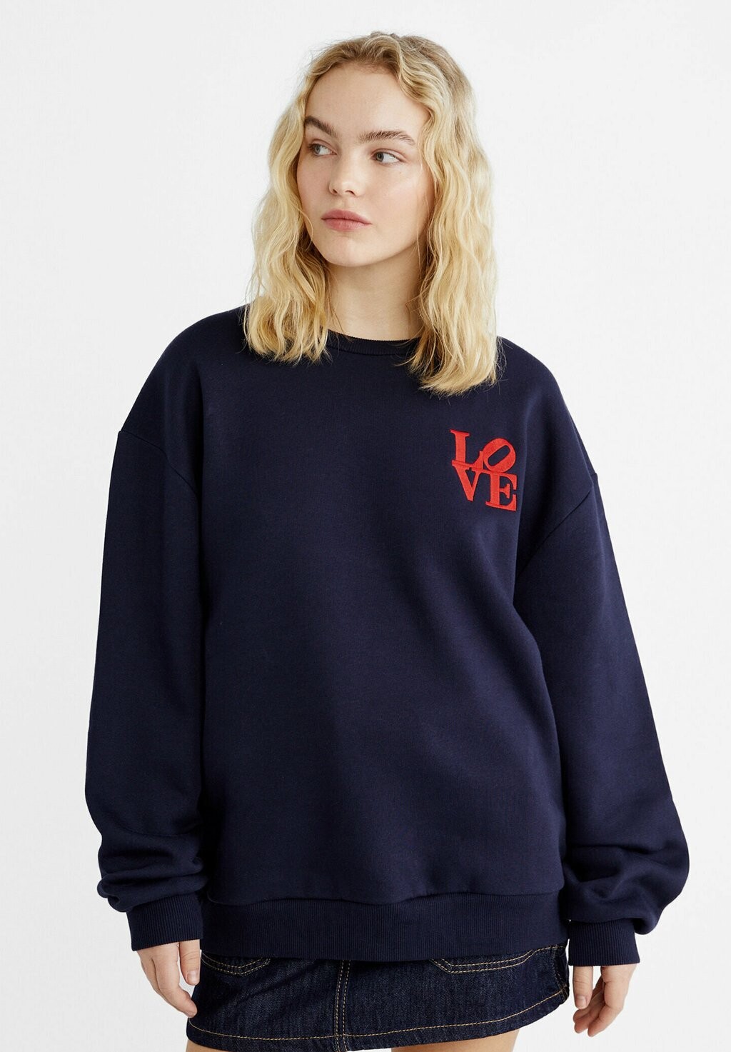 

Толстовка LOVE LICENSE Stradivarius, цвет dark blue