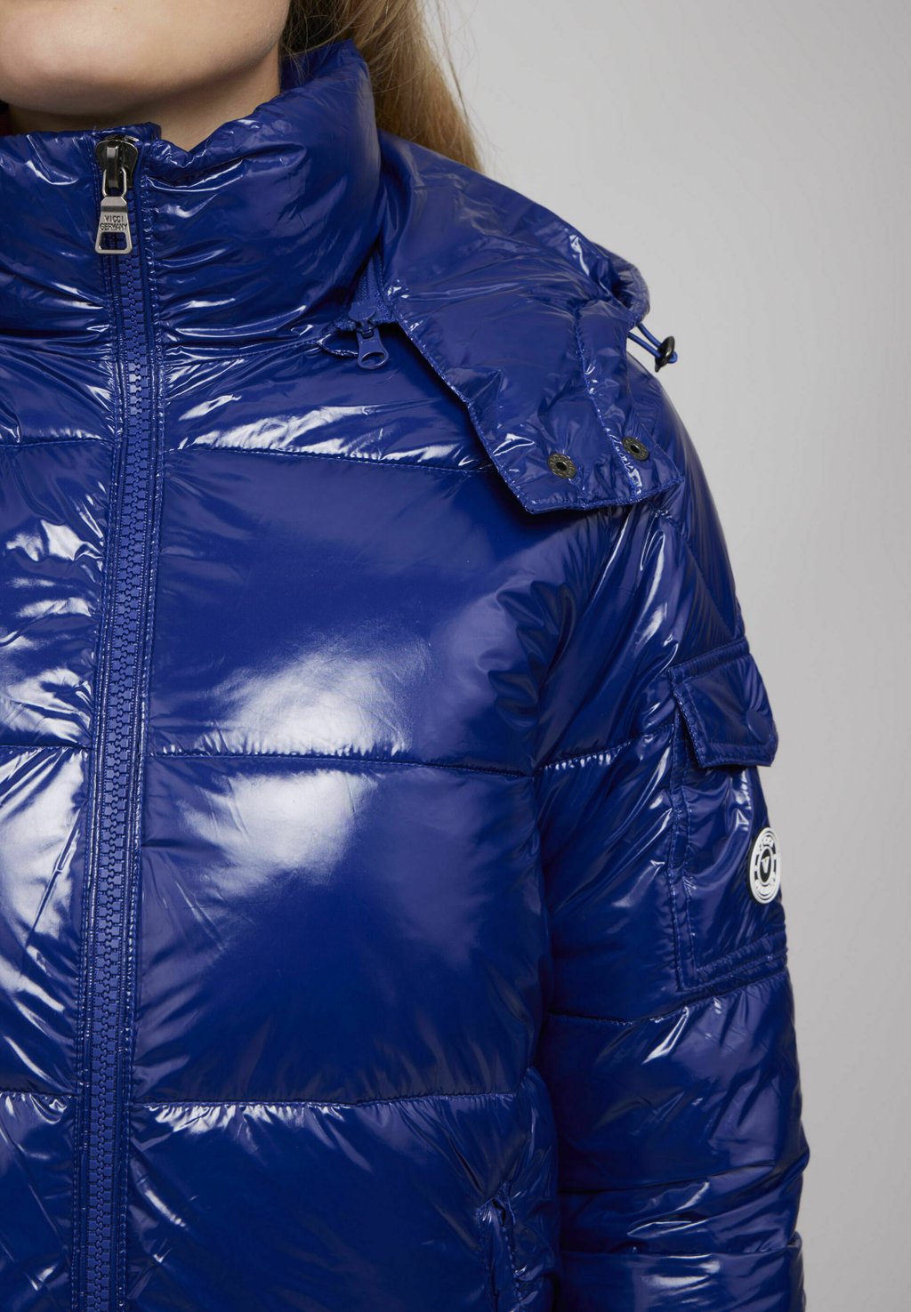 цена Зимнее пальто VICCI Germany, цвет blau