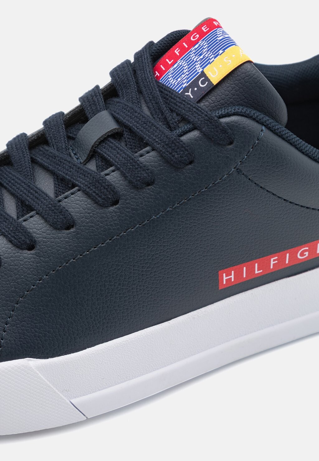 

Низкие кроссовки EXCLUSIVE HILFIGER TEAM COURT PRINT Tommy Hilfiger, темно-синий