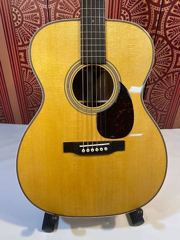 

Martin OM-28 2022 Natural с жестким футляром