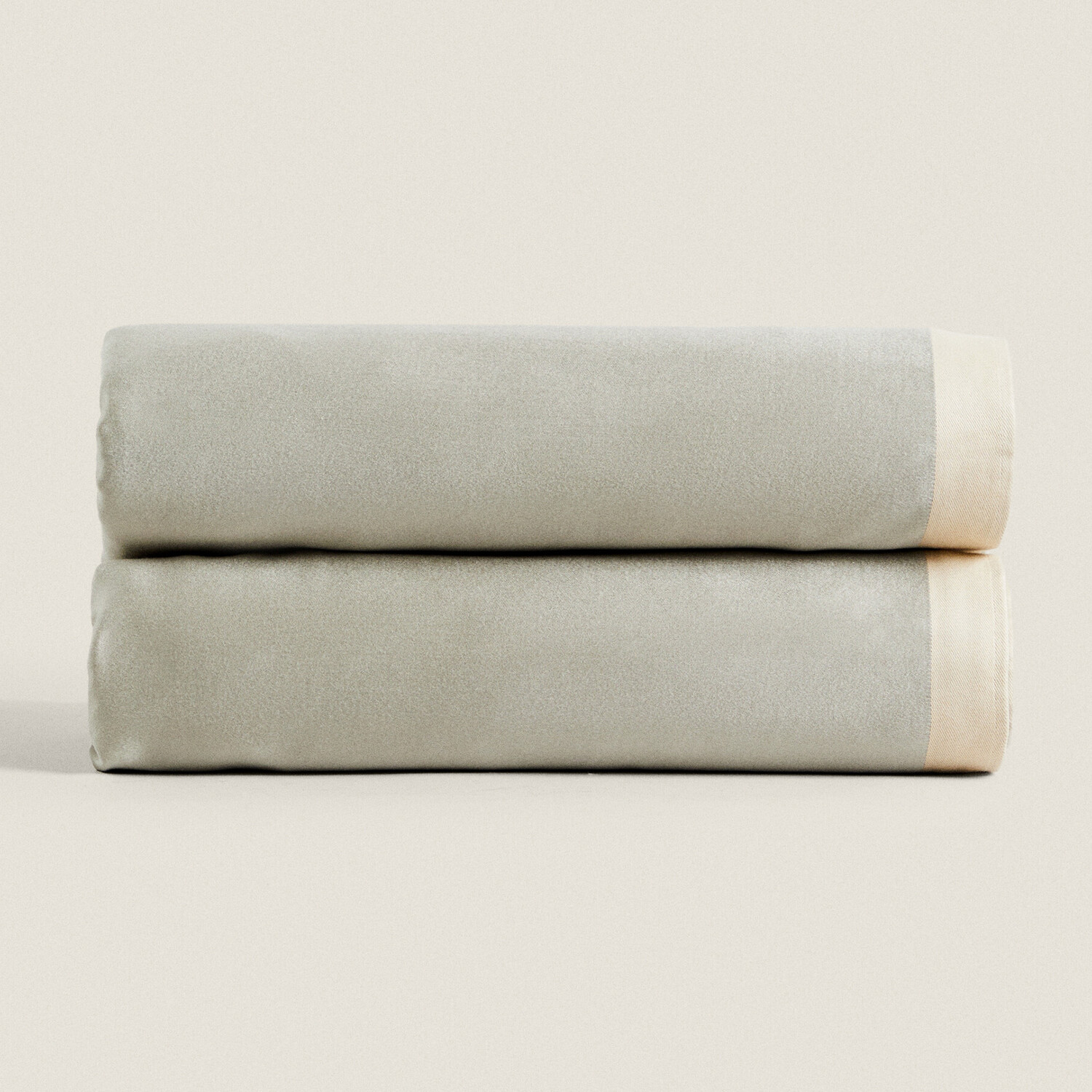 

Плед Zara Home Jacquard-border, серовато-зеленый