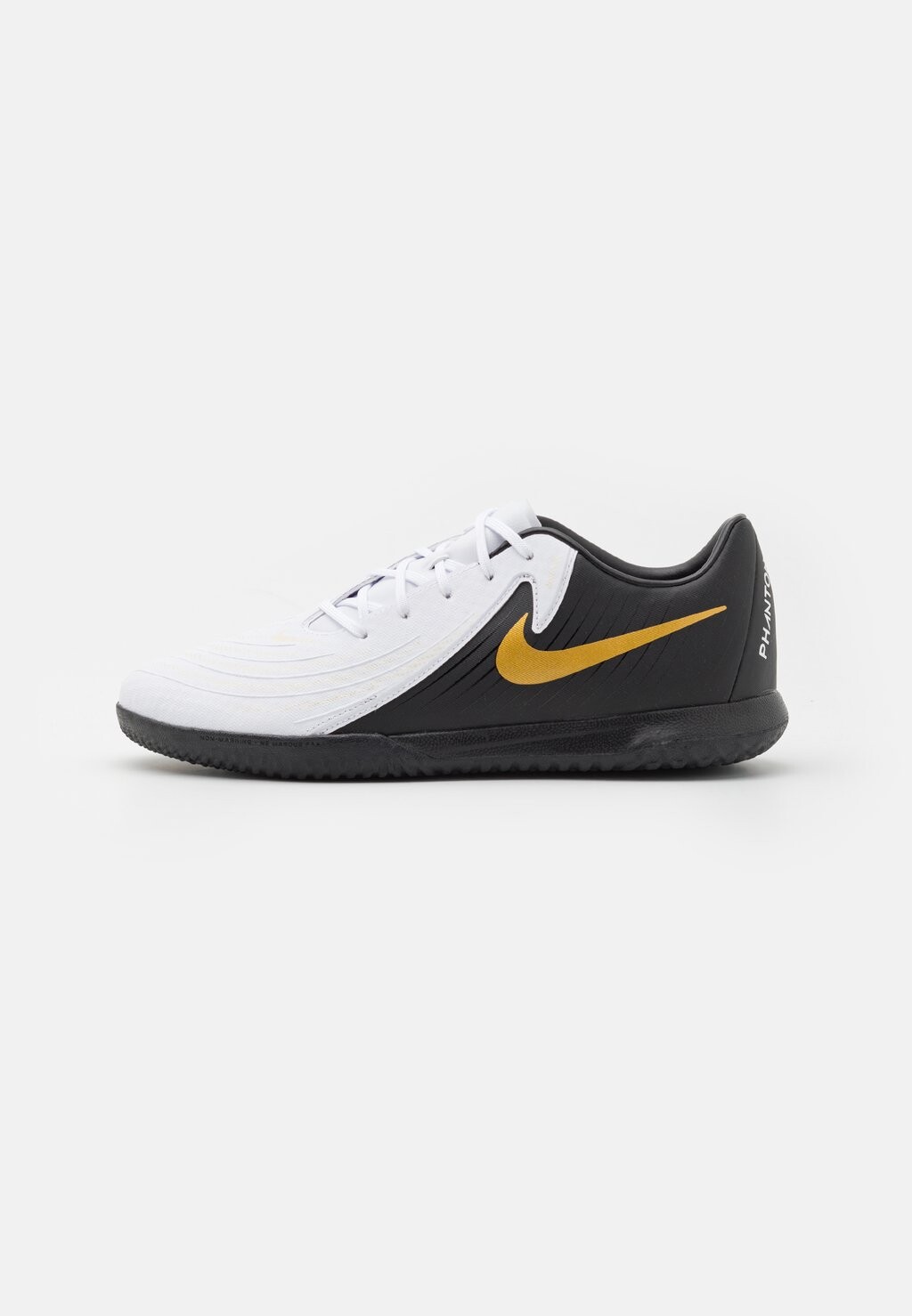 Бутсы PHANTOM GX ACADEMY IC Nike, цвет white/black/metallic gold coin