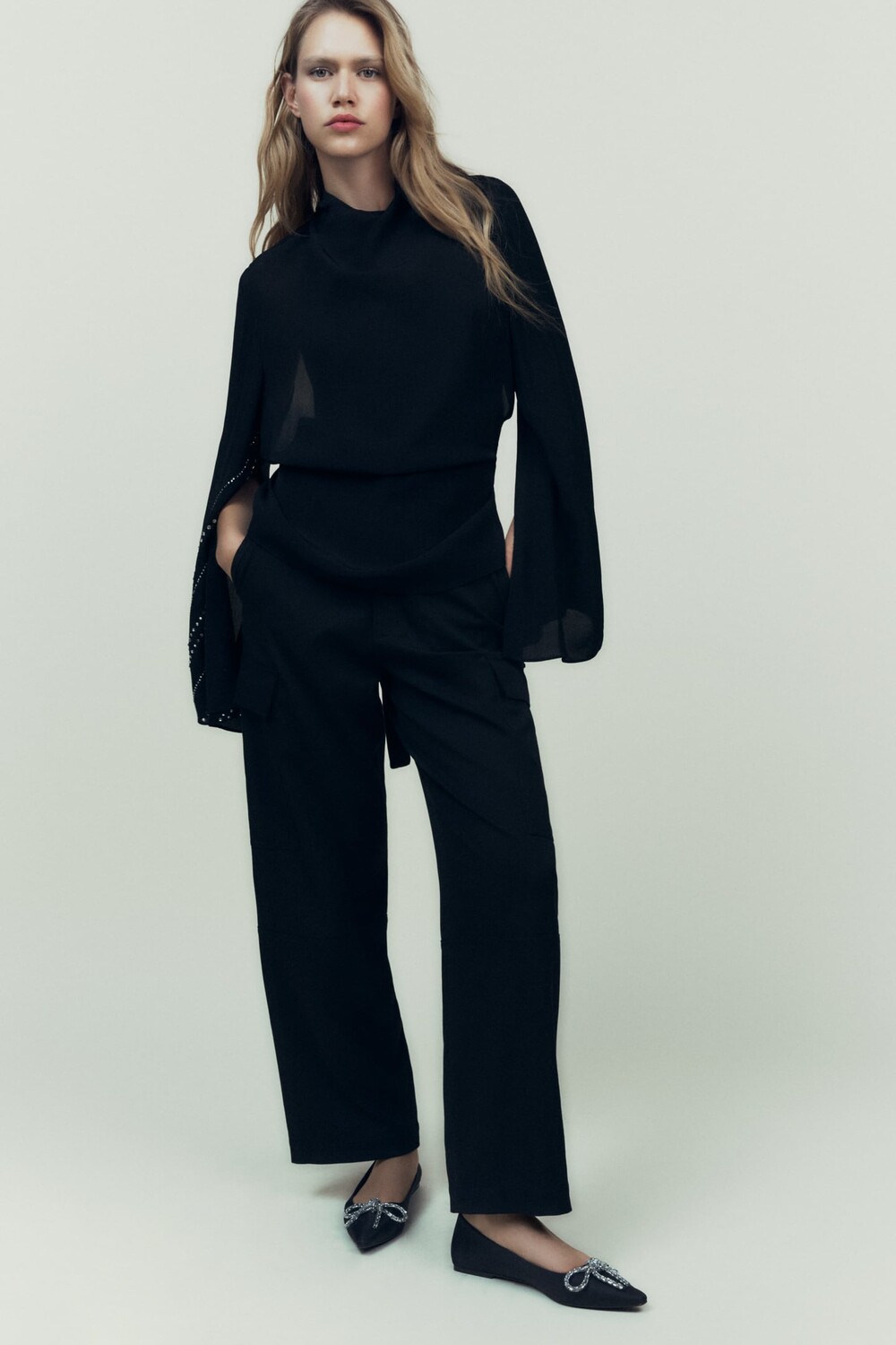 

Балетки с украшенным бантом ZARA, черный