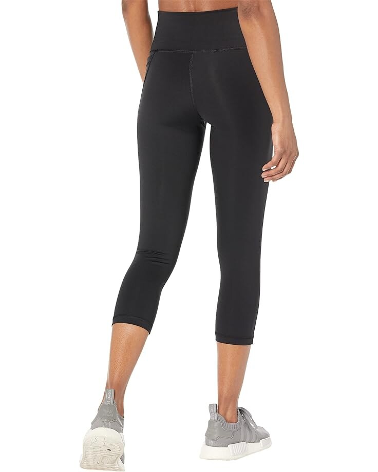 

Брюки Adidas Optime Stash Pocket High-Waisted 3/4 Tights, черный