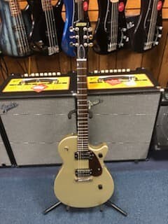 

Gretsch G2210 Streamliner Junior Jet Club 2020 - настоящее время Golddust