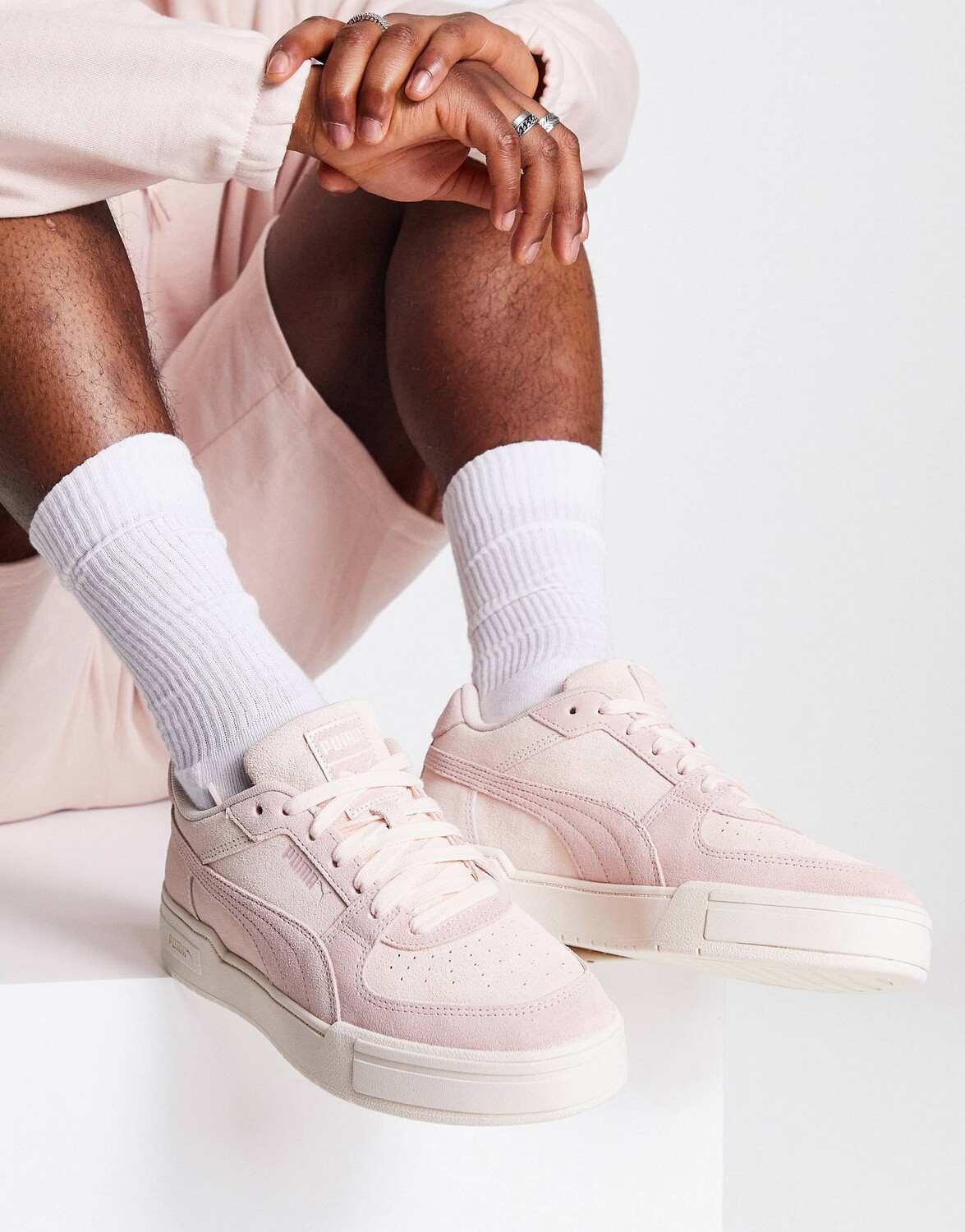 

Замшевые кроссовки Puma CA Pro пастельно-розового цвета — эксклюзивно для ASOS