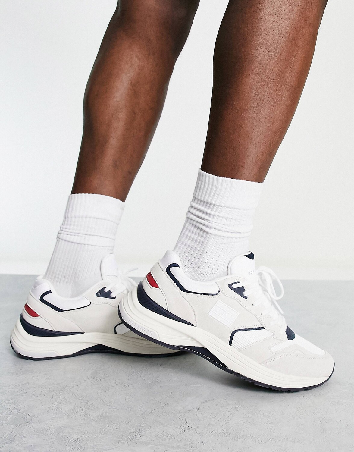 

Белые массивные кроссовки Tommy Hilfiger modern prep