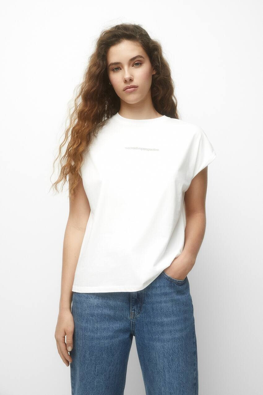 

Футболка с подплечниками Pull&Bear