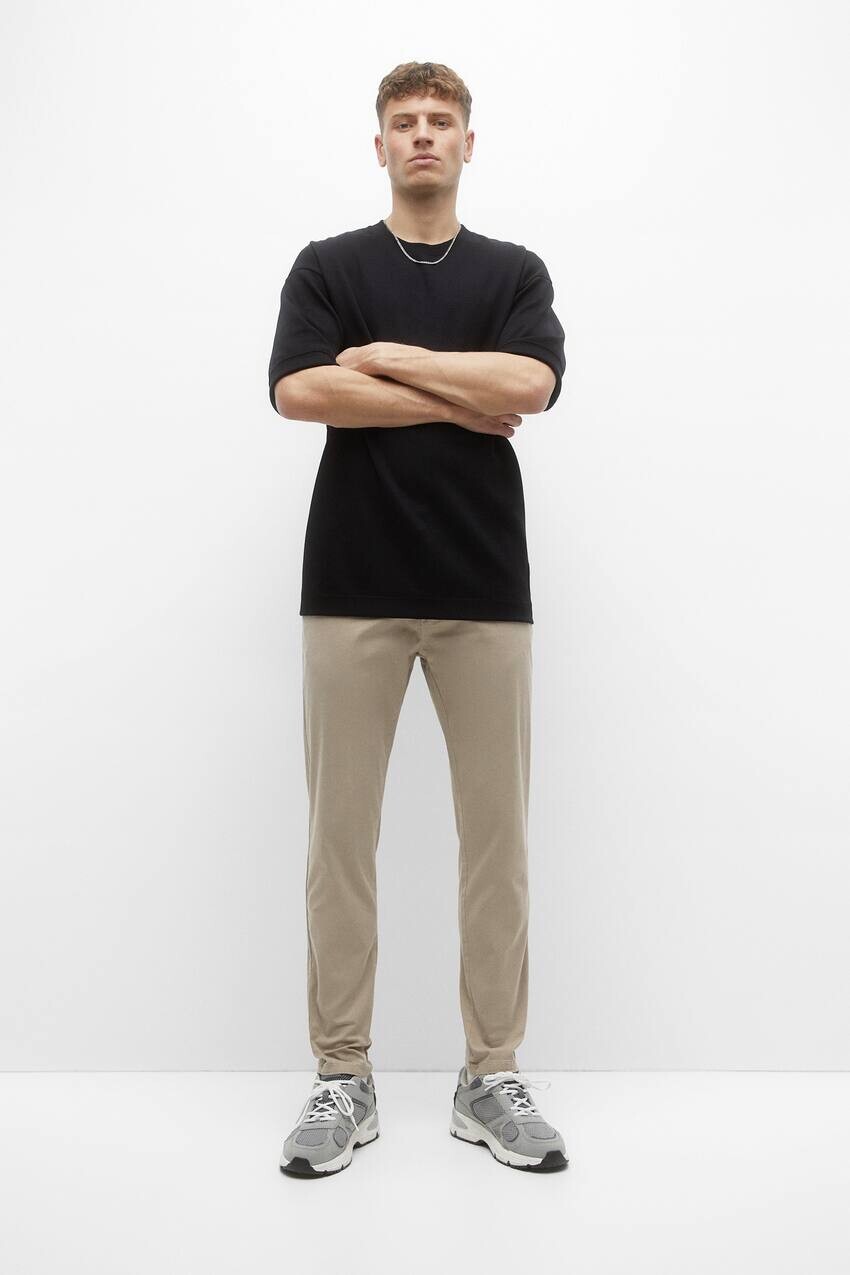 

Базовые брюки чинос Pull&Bear, песочный, Бежевый