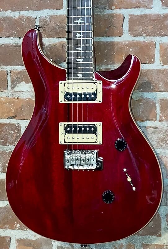 

Новый PRS SE Standard 24 Vintage Cherry , поддержите традиционные музыкальные магазины и купите его здесь !